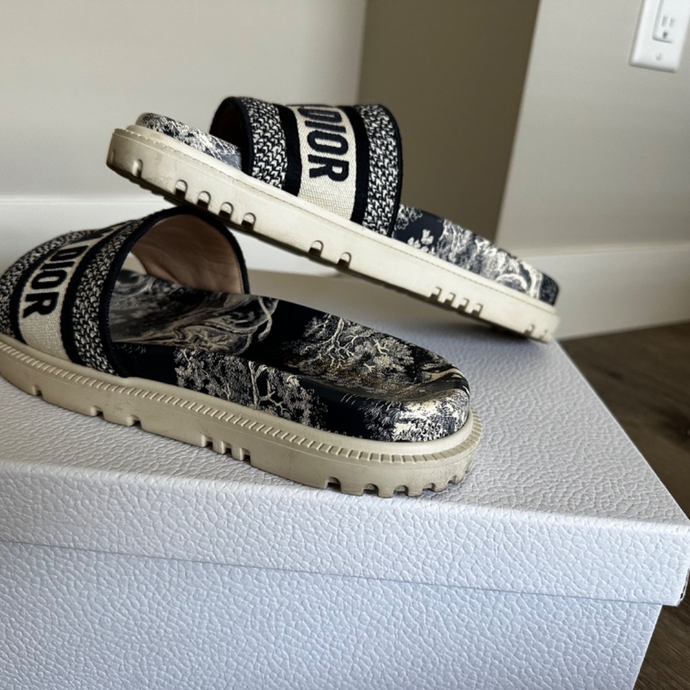 Dior slides - Picture 5 of 6